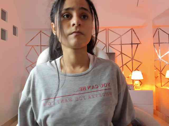 Giselle-Roldan webcam