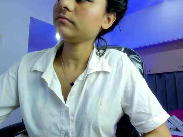 Giselle-Roldan webcam