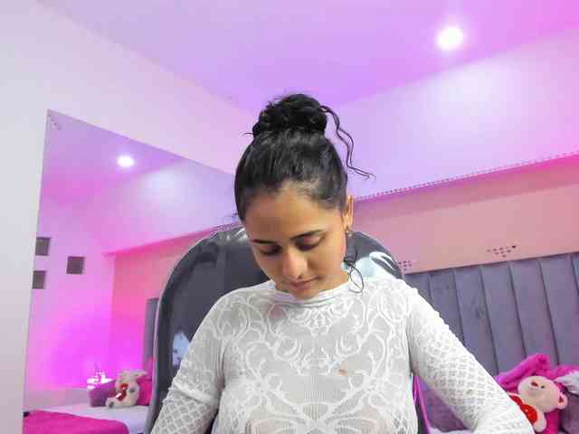 Giselle-Roldan webcam