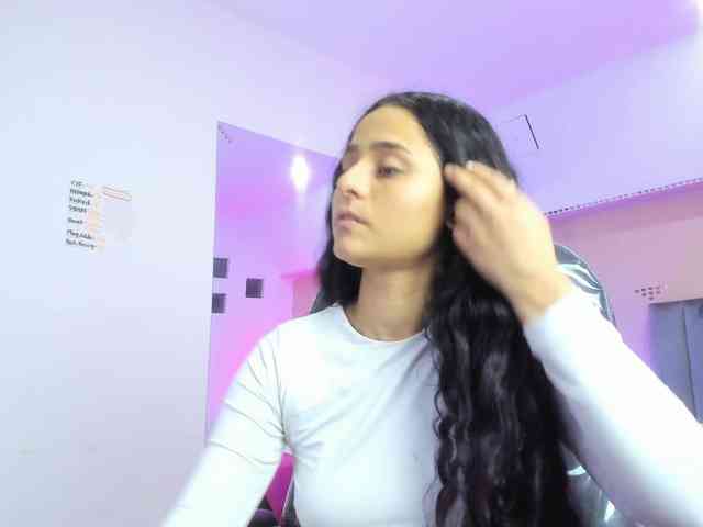 Giselle-Roldan webcam