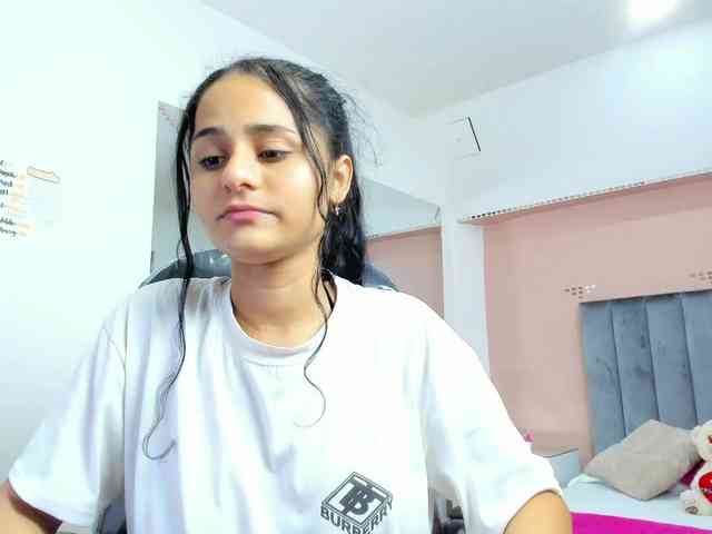 Giselle-Roldan webcam