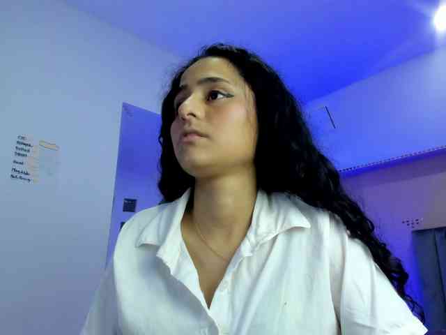 Giselle-Roldan webcam