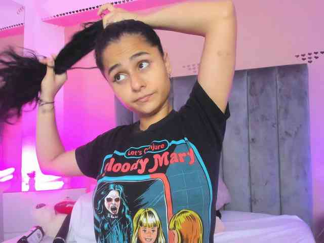 Giselle-Roldan webcam