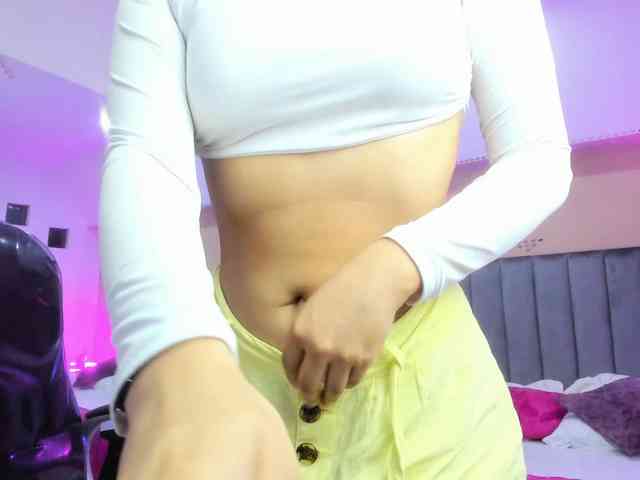 Giselle-Roldan webcam