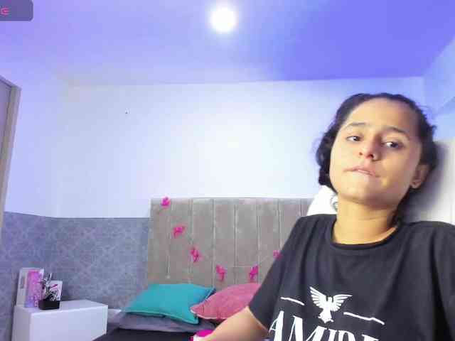 Giselle-Roldan webcam