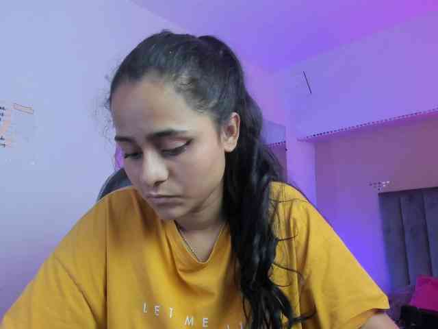 Giselle-Roldan webcam