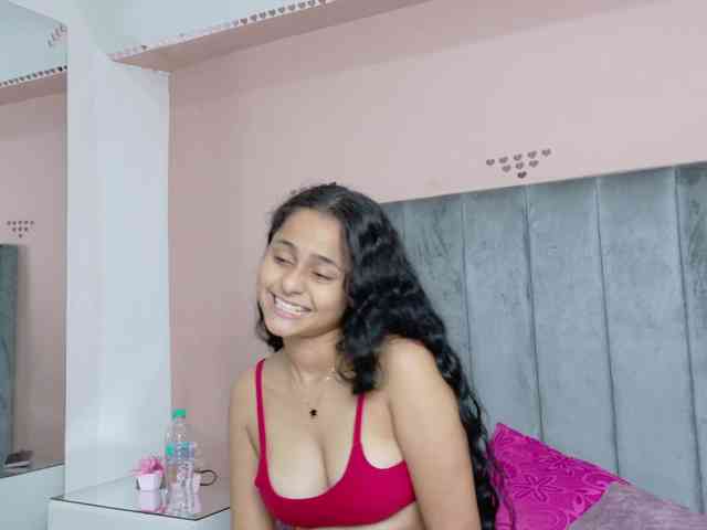 Giselle-Roldan webcam