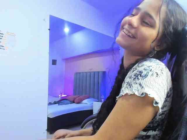 Giselle-Roldan webcam