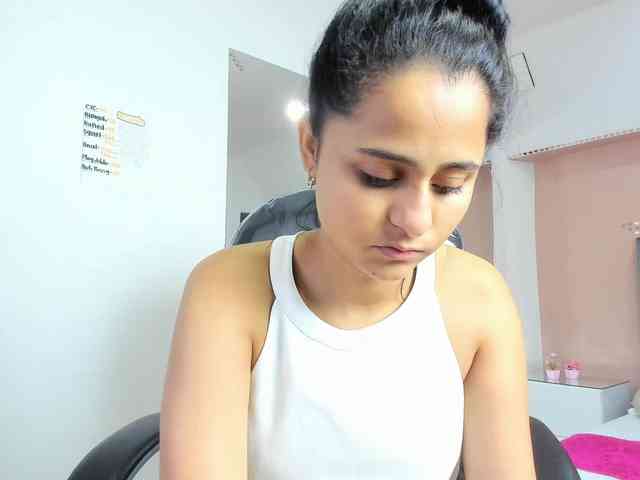 Giselle-Roldan webcam