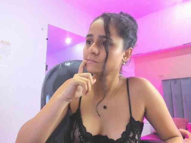 Giselle-Roldan webcam