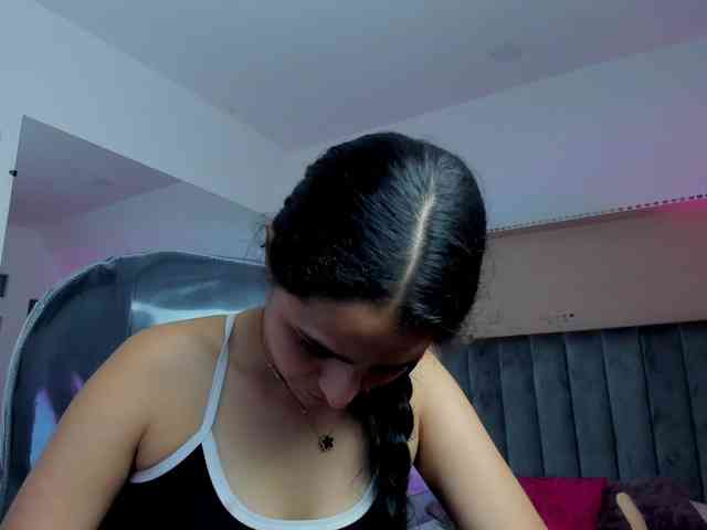 Giselle-Roldan webcam