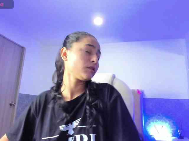 Giselle-Roldan webcam