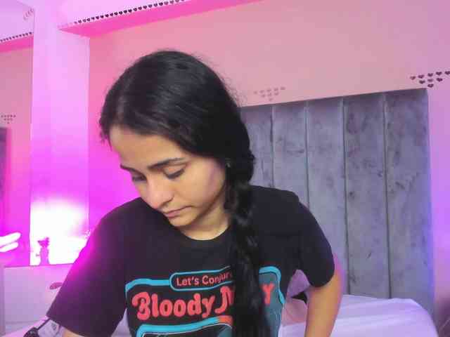 Giselle-Roldan webcam