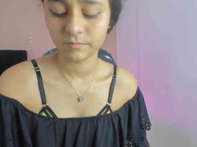 Giselle-Roldan webcam