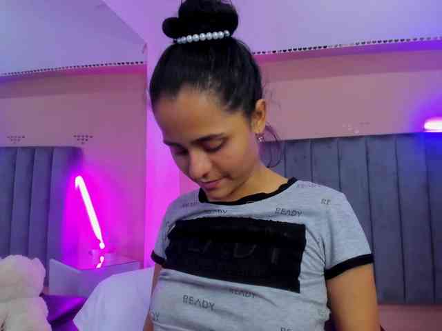 Giselle-Roldan webcam