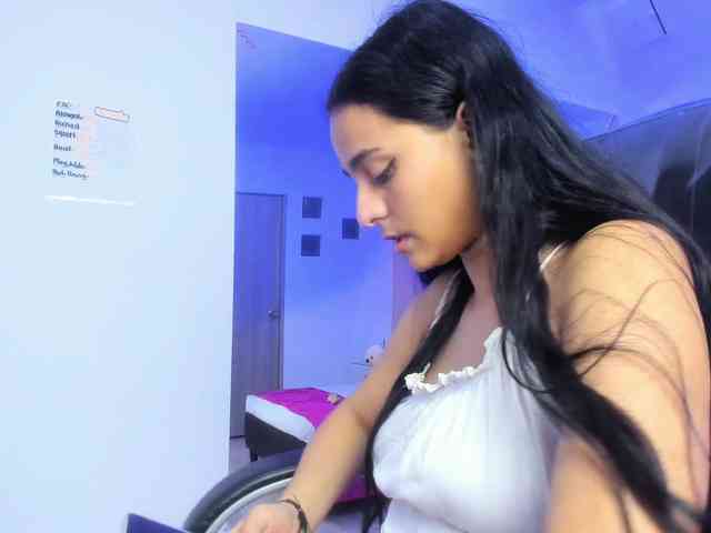 Giselle-Roldan Giselle-Roldan