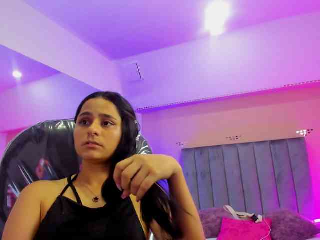 Giselle-Roldan webcam