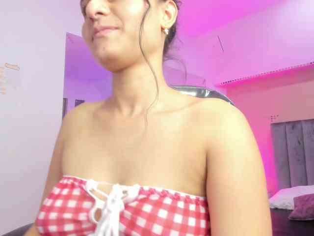 Giselle-Roldan webcam