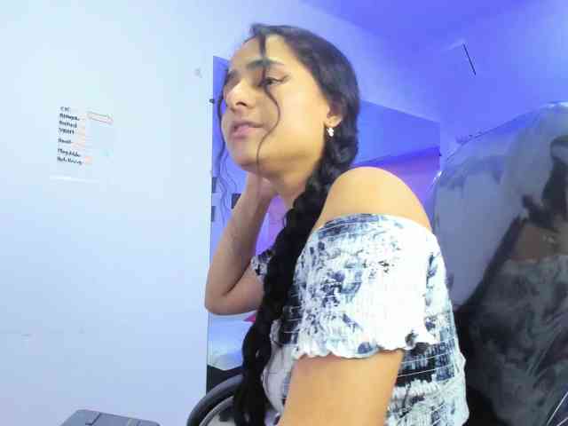 Giselle-Roldan webcam