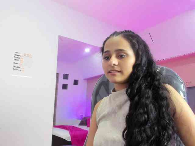 Giselle-Roldan webcam