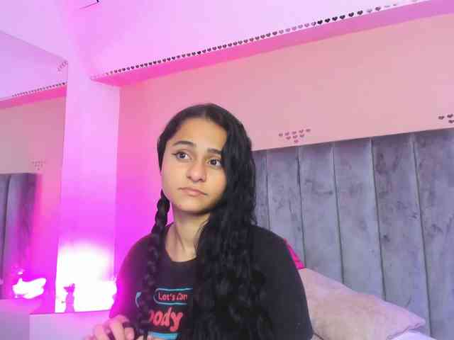 Giselle-Roldan webcam