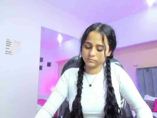 Giselle-Roldan webcam