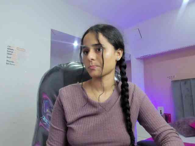 Giselle-Roldan webcam