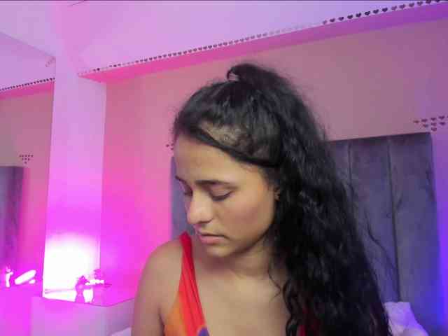 Giselle-Roldan webcam