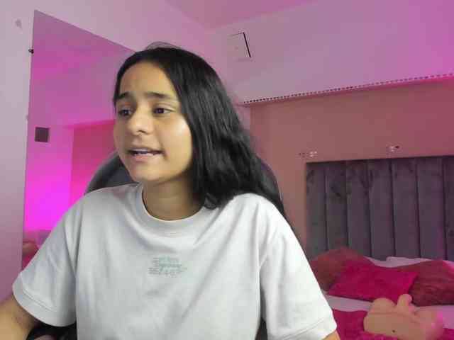 Giselle-Roldan webcam