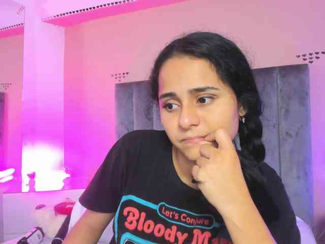 Giselle-Roldan webcam