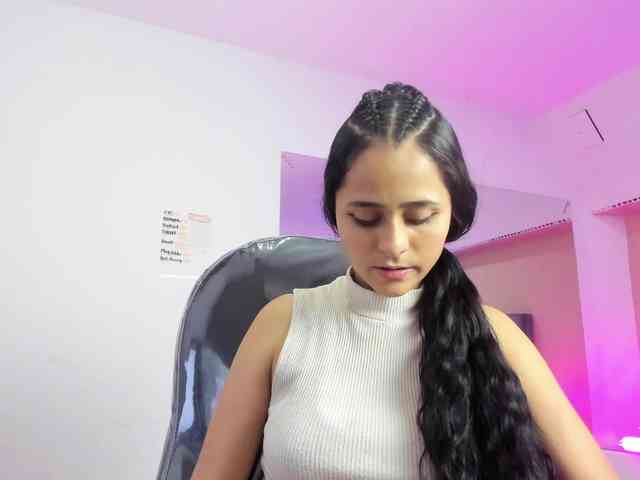 Giselle-Roldan webcam