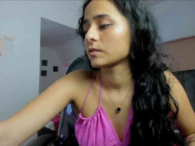 Giselle-Roldan webcam