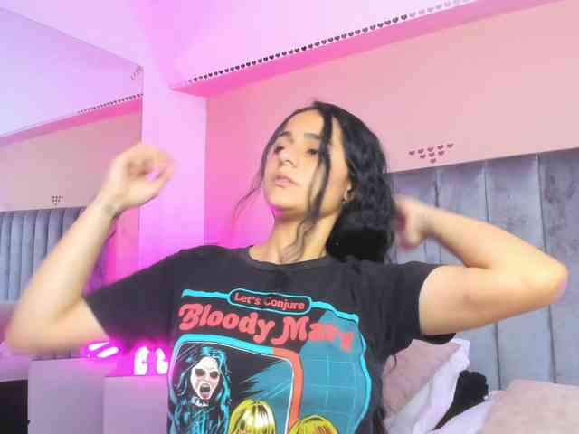 Giselle-Roldan webcam