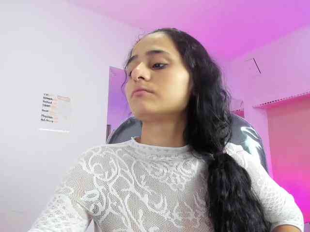 Giselle-Roldan webcam