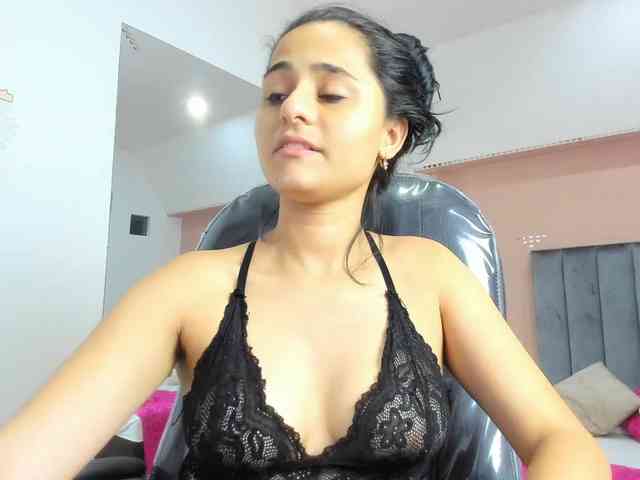 Giselle-Roldan webcam