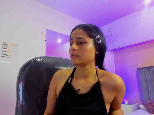 Giselle-Roldan webcam