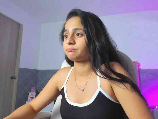 Giselle-Roldan webcam