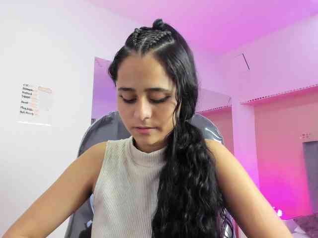 Giselle-Roldan webcam