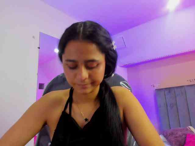 Giselle-Roldan webcam