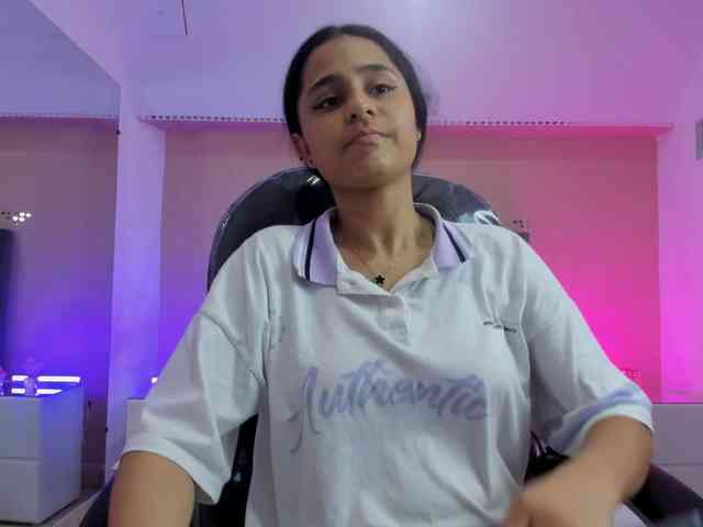 Giselle-Roldan webcam