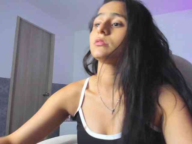 Giselle-Roldan webcam
