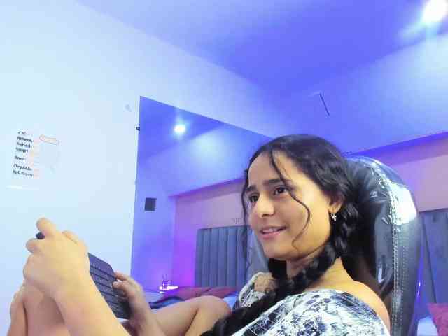 Giselle-Roldan webcam