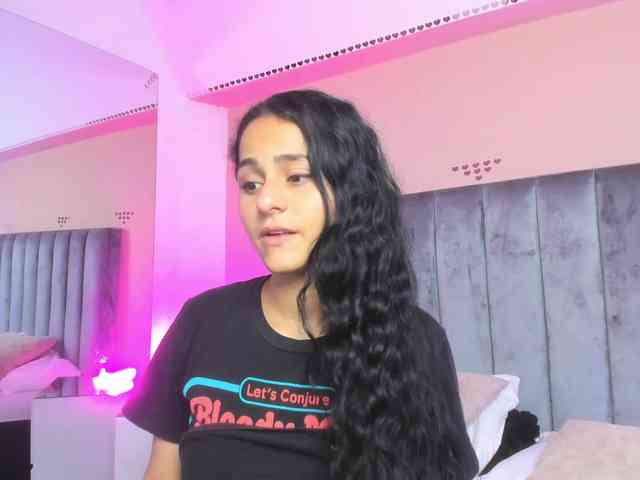 Giselle-Roldan webcam