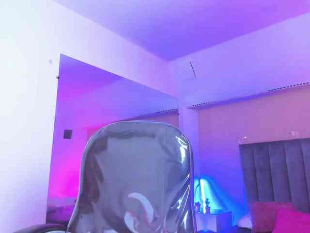 Giselle-Roldan webcam