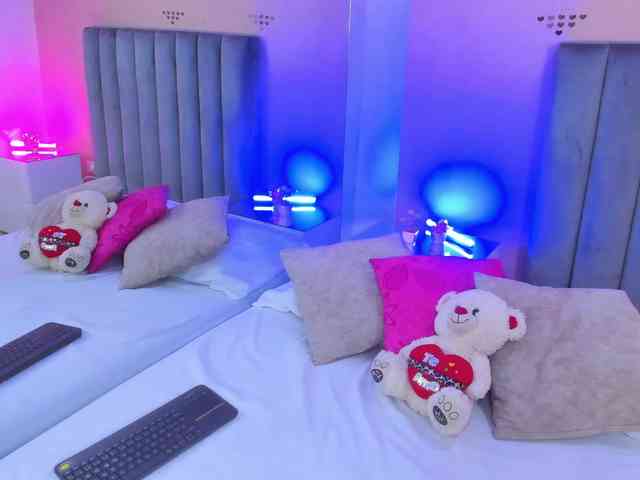 Giselle-Roldan webcam