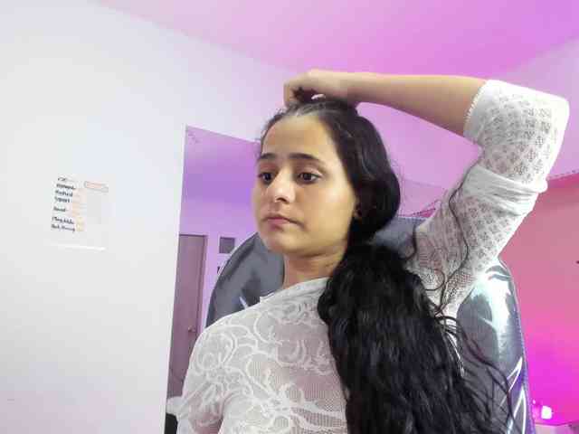 Giselle-Roldan webcam