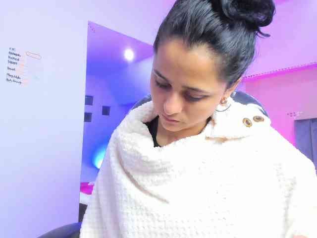 Giselle-Roldan webcam