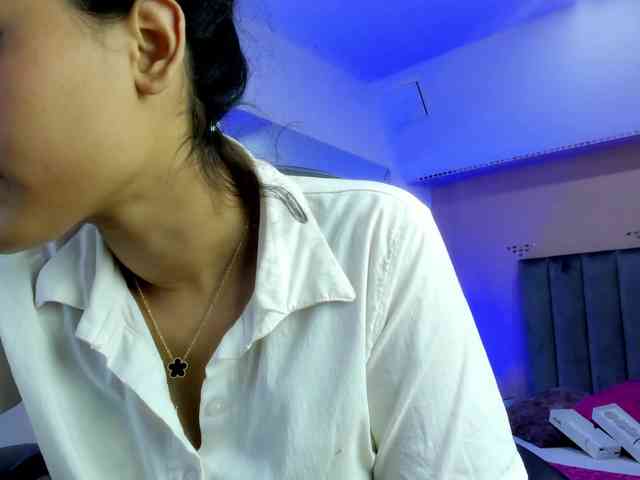Giselle-Roldan webcam