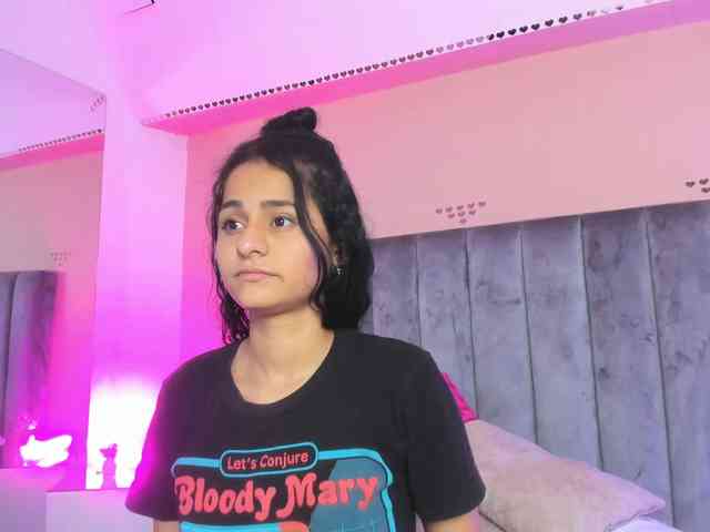 Giselle-Roldan webcam