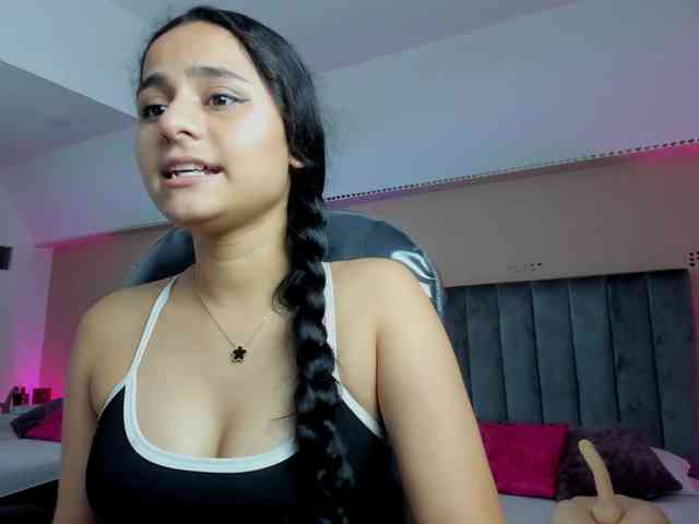 Giselle-Roldan webcam
